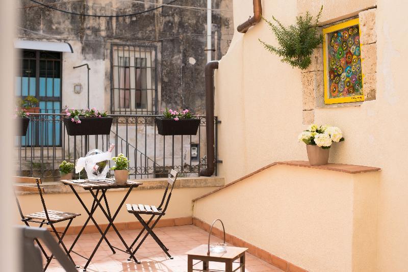 Bed & Breakfast Dimore Delle Zagare Ortigia 3*